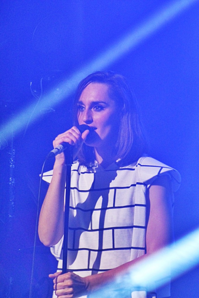 Yelle concert nouvel album Complètement Fou Because Music Kemosabe live Nouveau Casino Release Party photo by United States of Paris blog