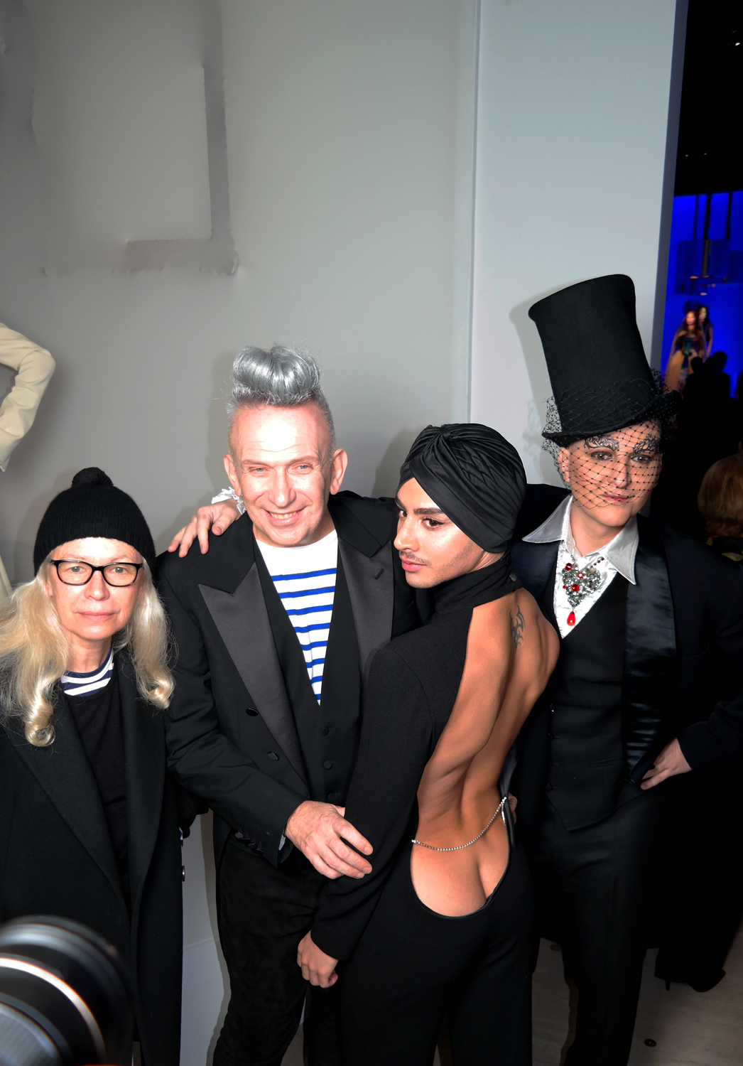 Jean-Paul-Gauthier-Ali-Mahdavi-vernissage-vip-exposition-Grand-palais-fashion-couture-sexy-photo-by-United-States-of-Paris-blog