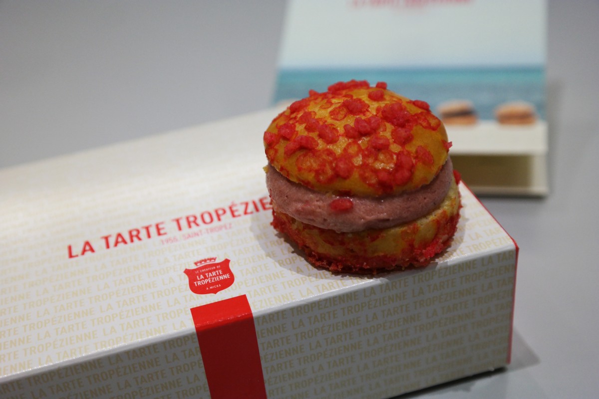 La Tarte Tropezienne 60 Ans De Soleil Sucre Des Baby Trop A Gogo Et Le Livre