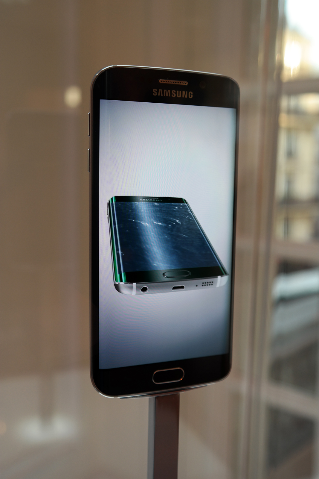 Ecran-Galaxy-S6-Samsung-smartphone-portable-opé-bloggers-événement-16-mégapixels-photo-by-united-states-of-paris-blog