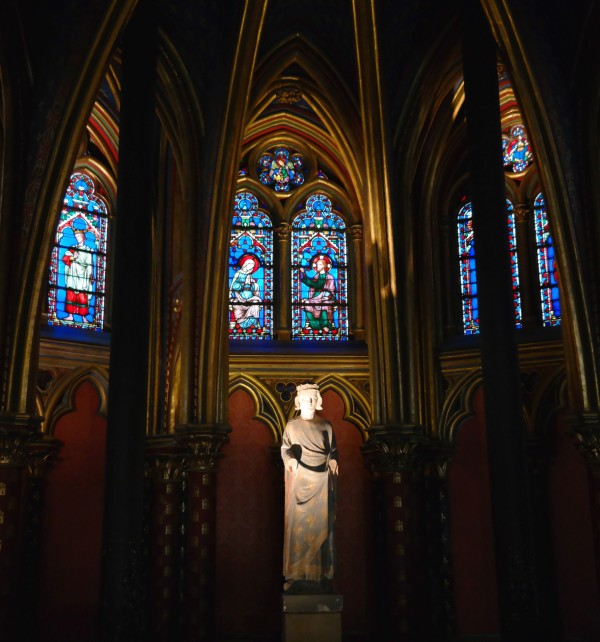 Vitraux Sainte Chapelle Paris Saint Louis IX chapelle basse art rénovation visite Photo by Blog United States of Paris
