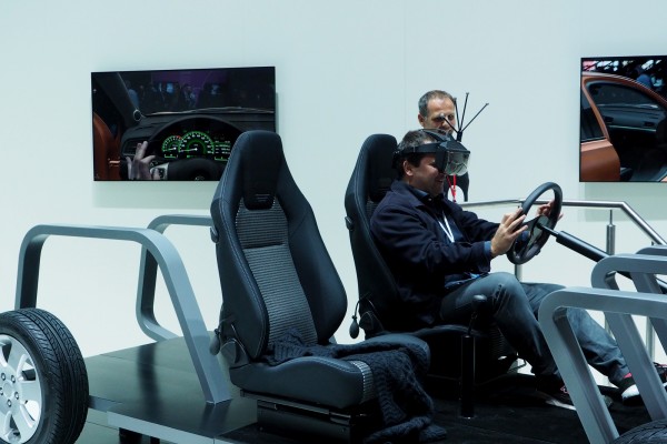 Canon Expo 2015 futur découverte Innovation science virtuel réalité augmenté voiture concession photo by United States of Paris