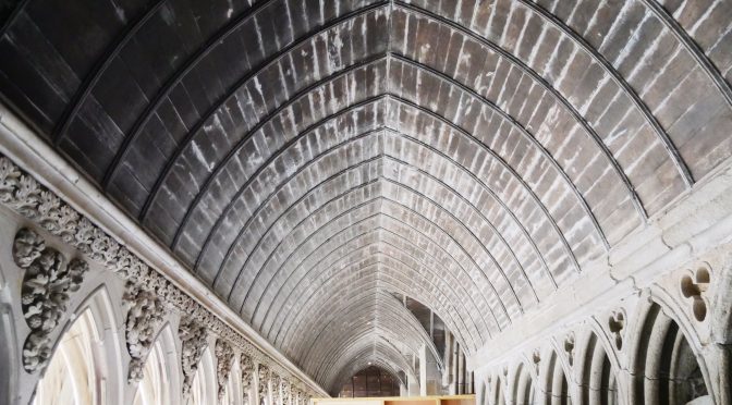 Cloitre de l’Abbaye du Mont Saint-Michel : spectaculaire cure de jouvence